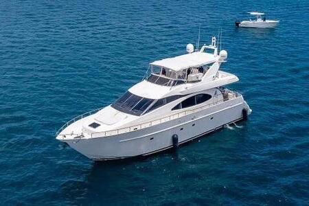 Azimut 70 2001-